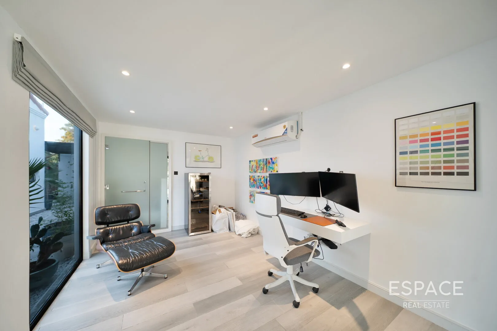 PropertiesGalleryCamera