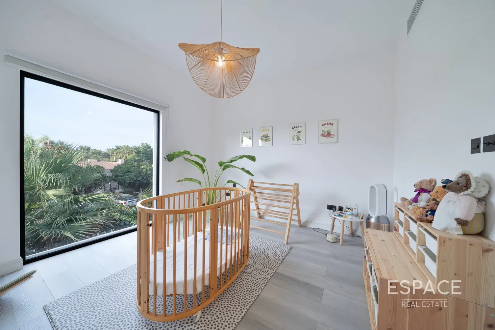 PropertiesGalleryCamera