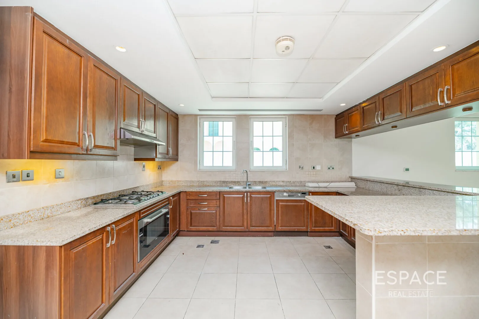 PropertiesGalleryCamera