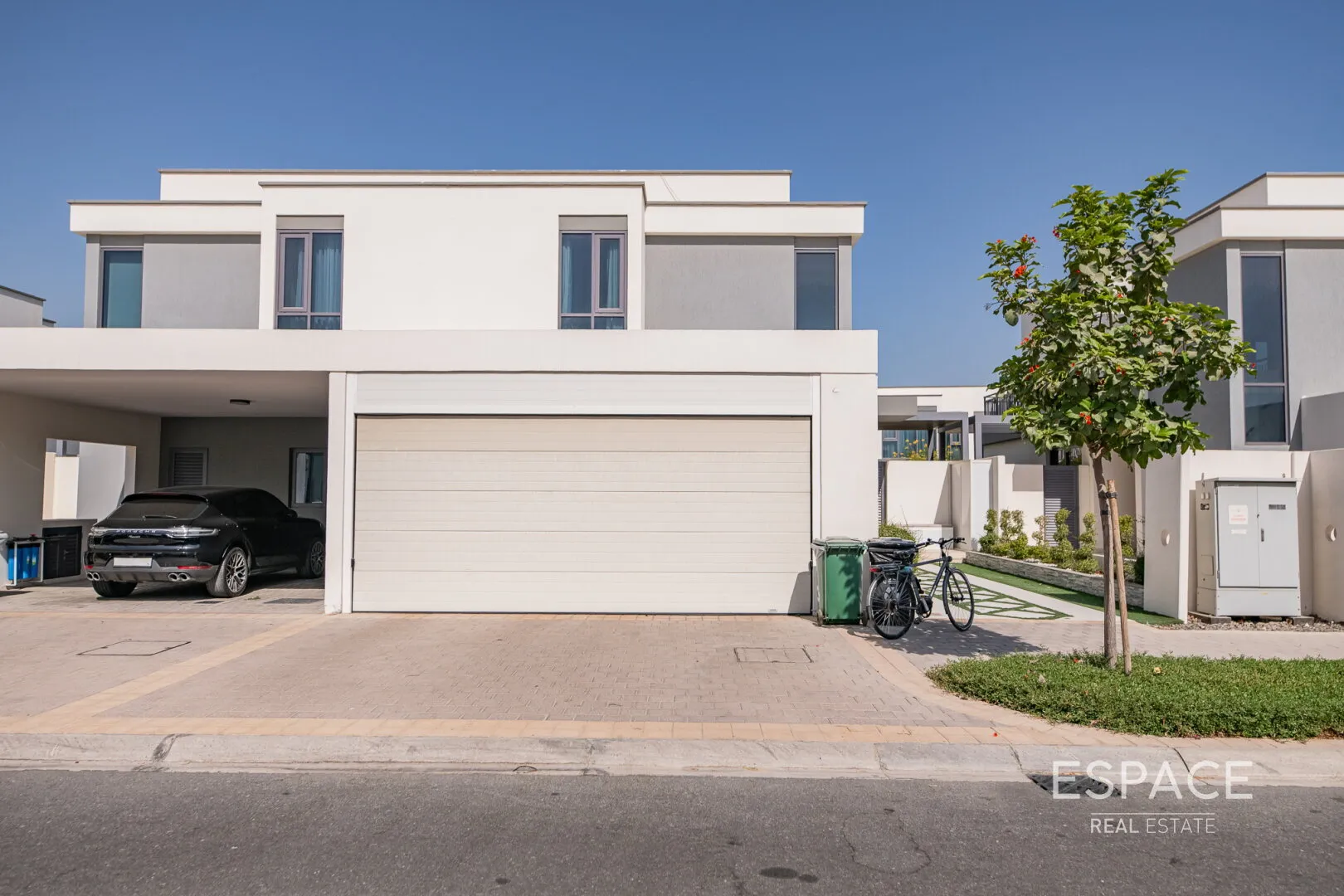 PropertiesGalleryCamera