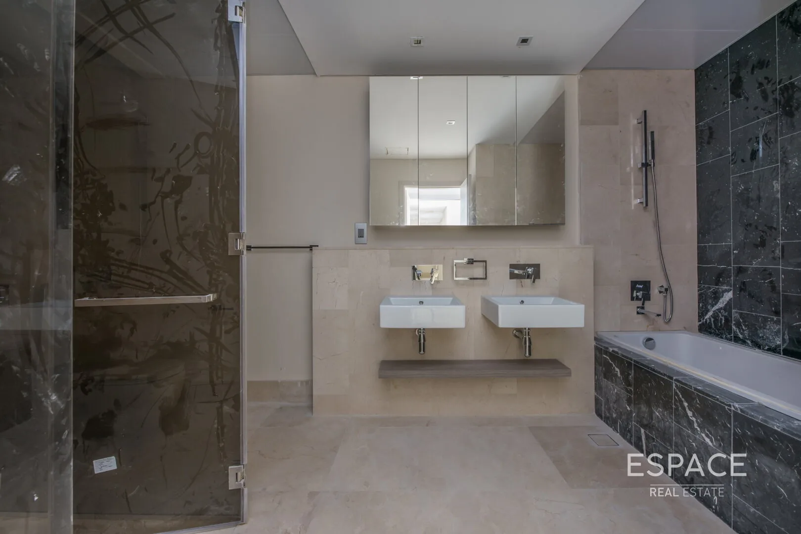 single static gallery