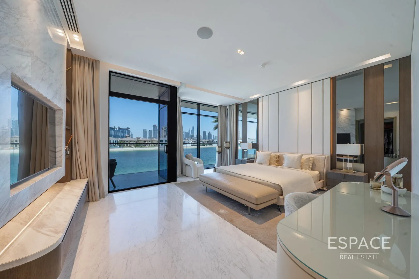 PropertiesGalleryCamera