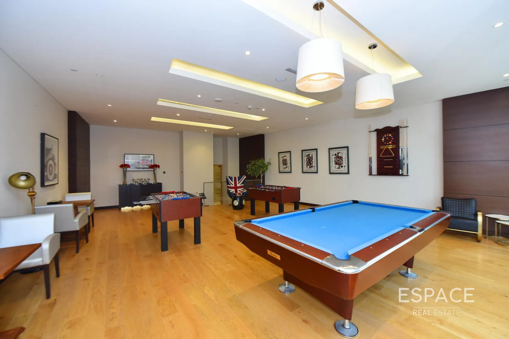 PropertiesGalleryCamera