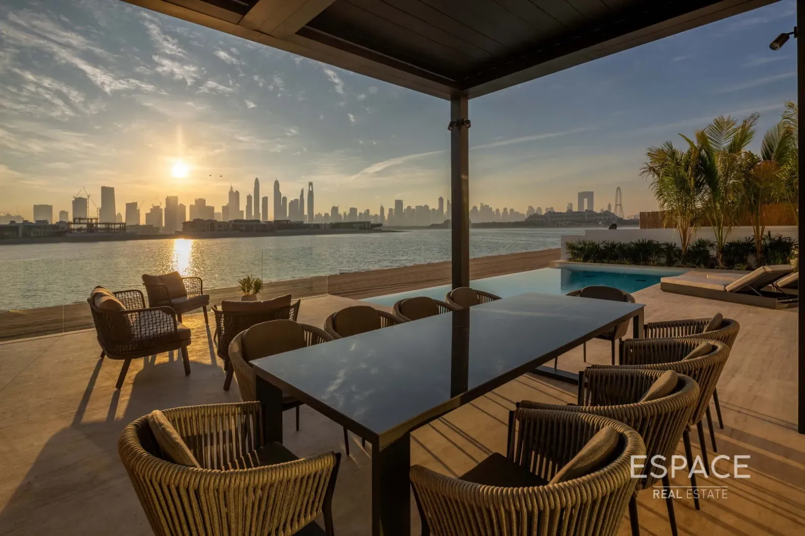 PropertiesGalleryCamera