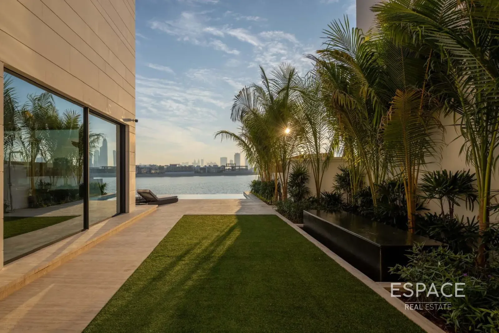 PropertiesGalleryCamera