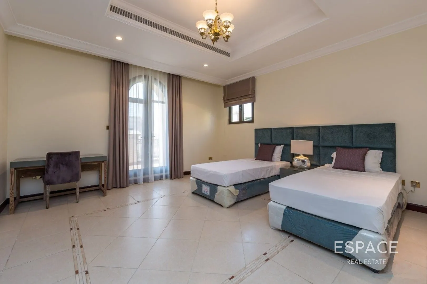PropertiesGalleryCamera