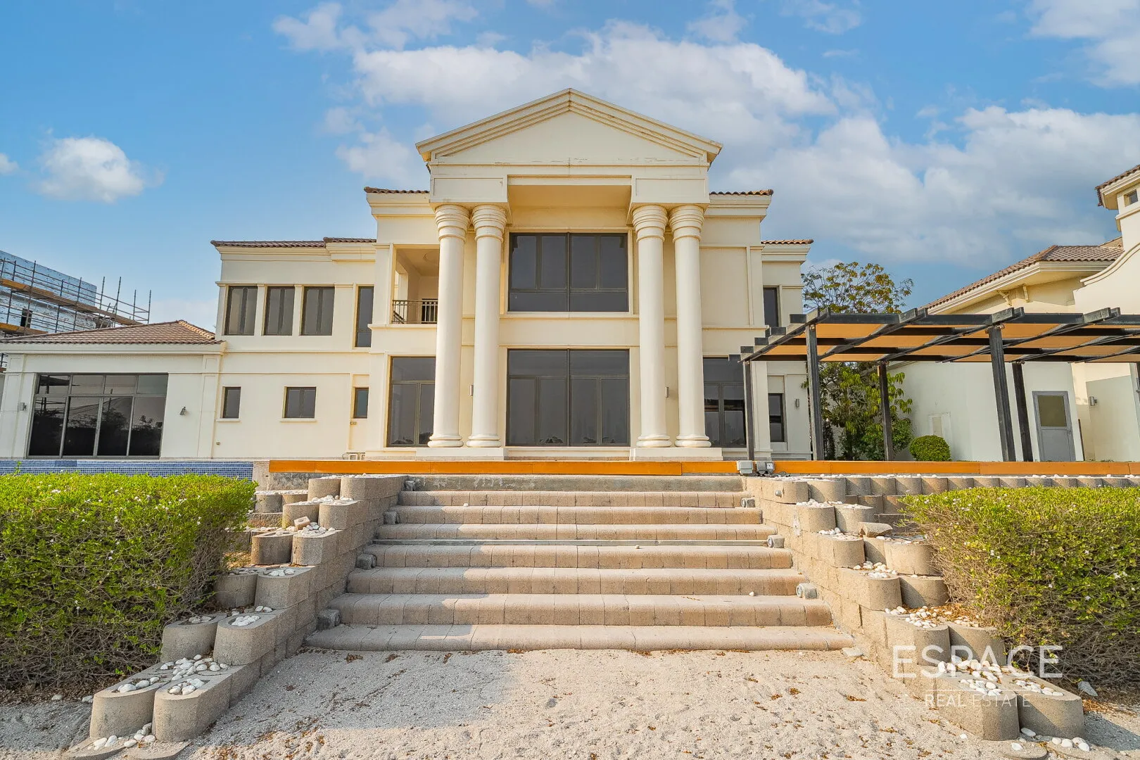 PropertiesGalleryCamera