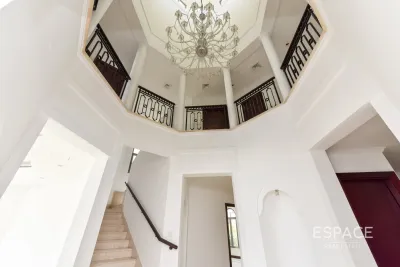 Frond O, Palm Jumeirah, Dubai - Espace