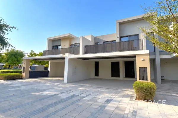 Elan, Tilal Al Ghaf, Dubai - Espace
