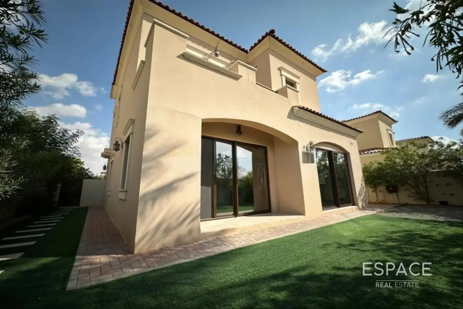 single static gallery