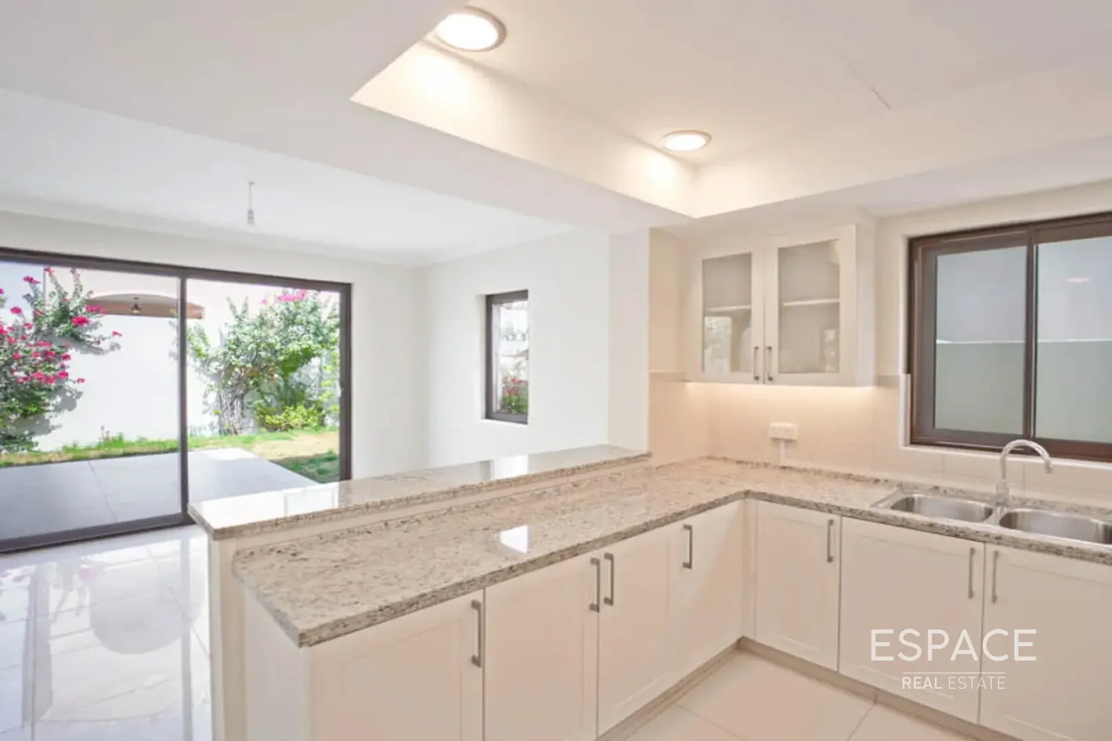 single static gallery