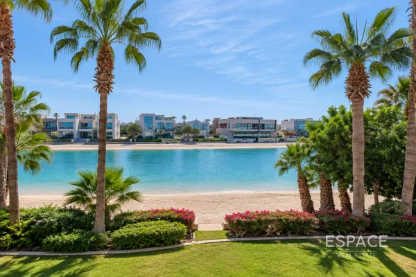 Canal Cove, Palm Jumeirah, Dubai - Espace