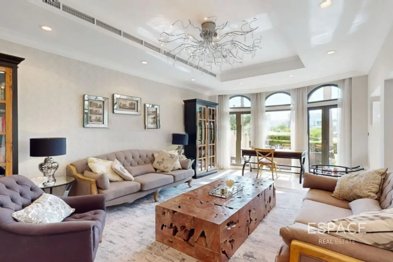 PropertiesGalleryCamera