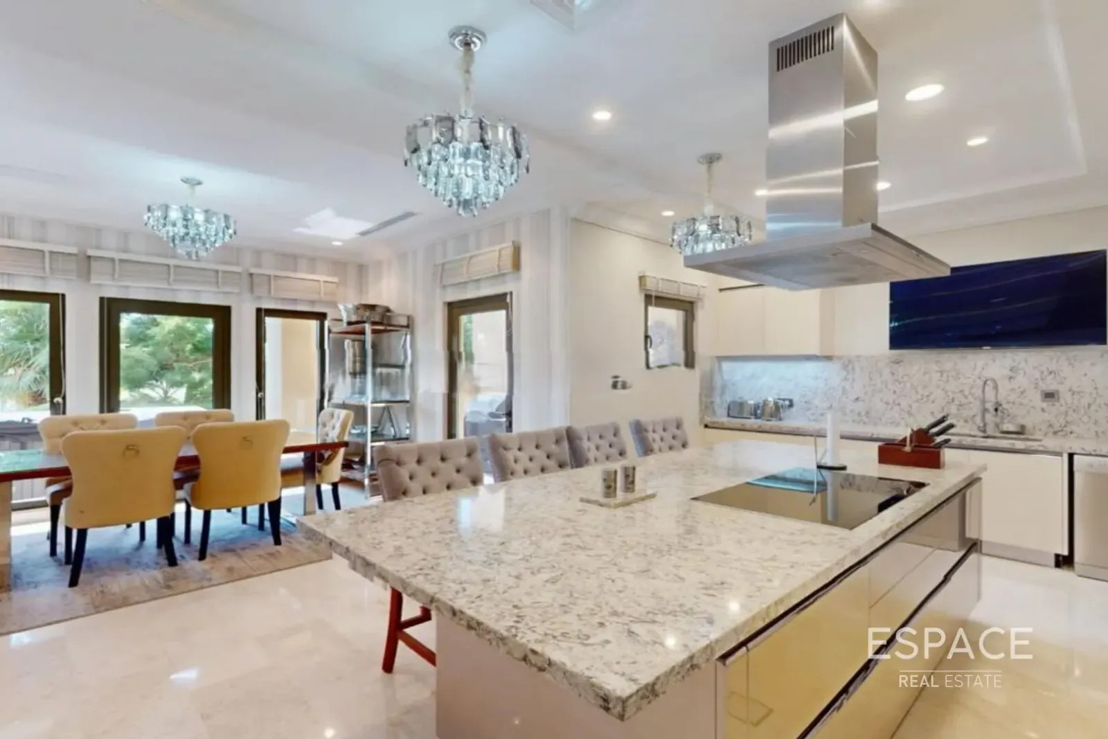 PropertiesGalleryCamera