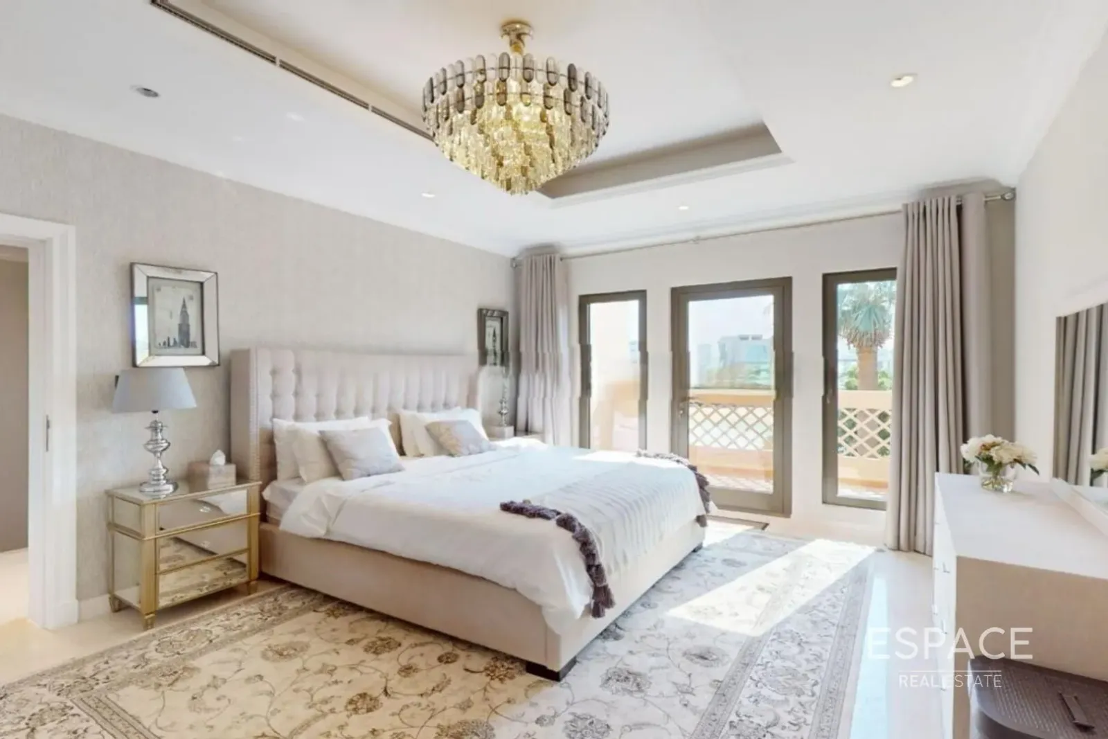 PropertiesGalleryCamera