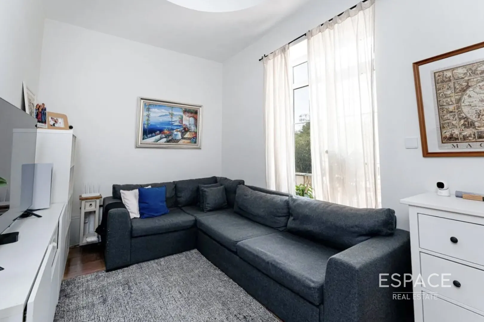 PropertiesGalleryCamera