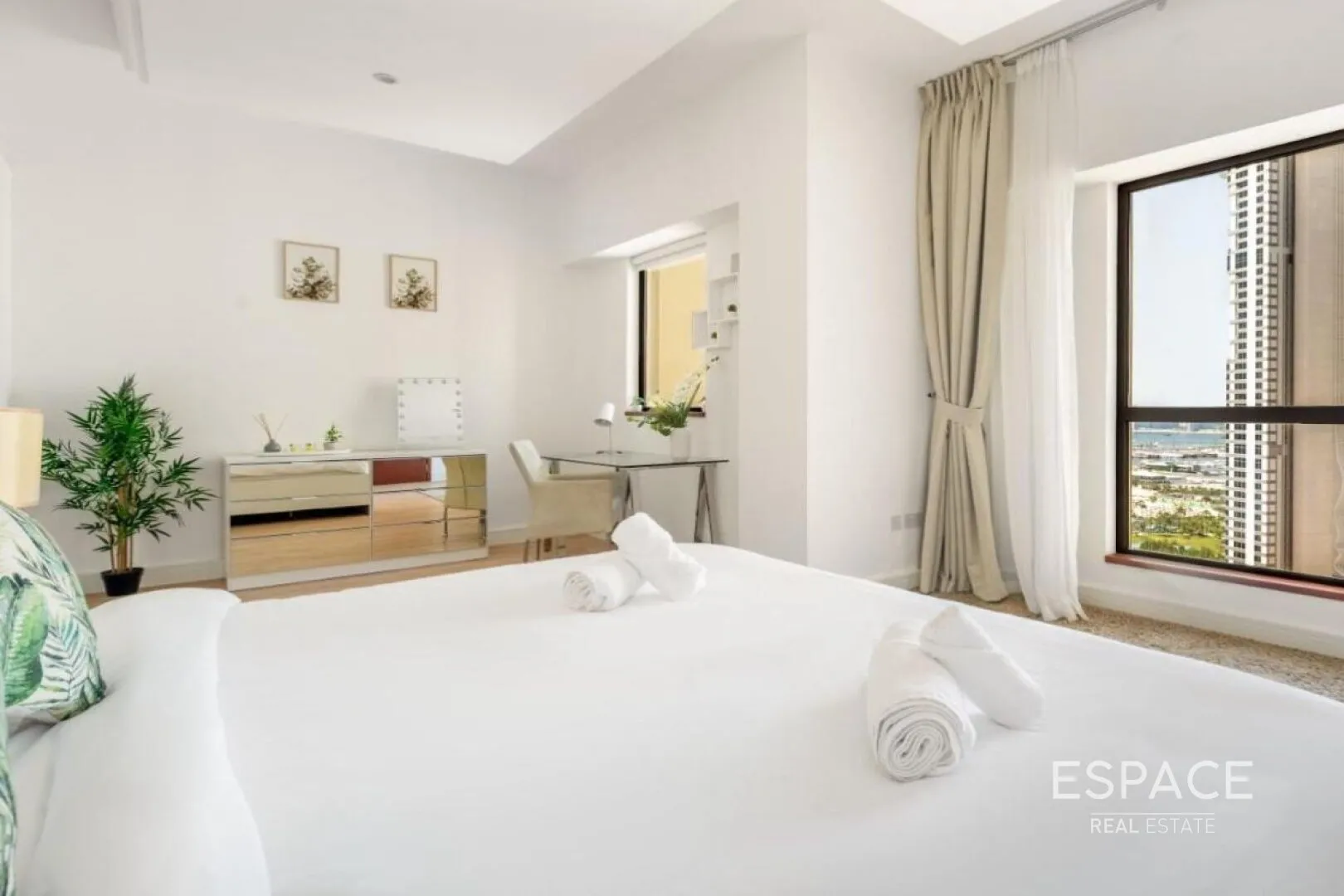 single static gallery