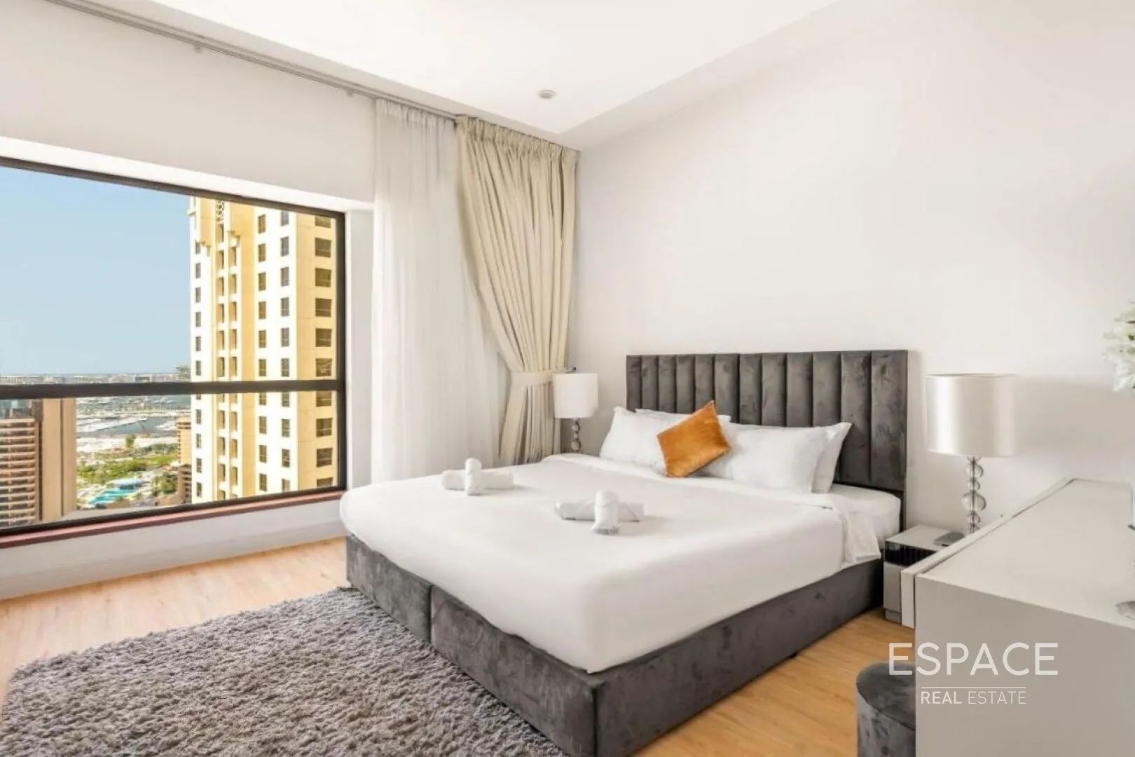 single static gallery