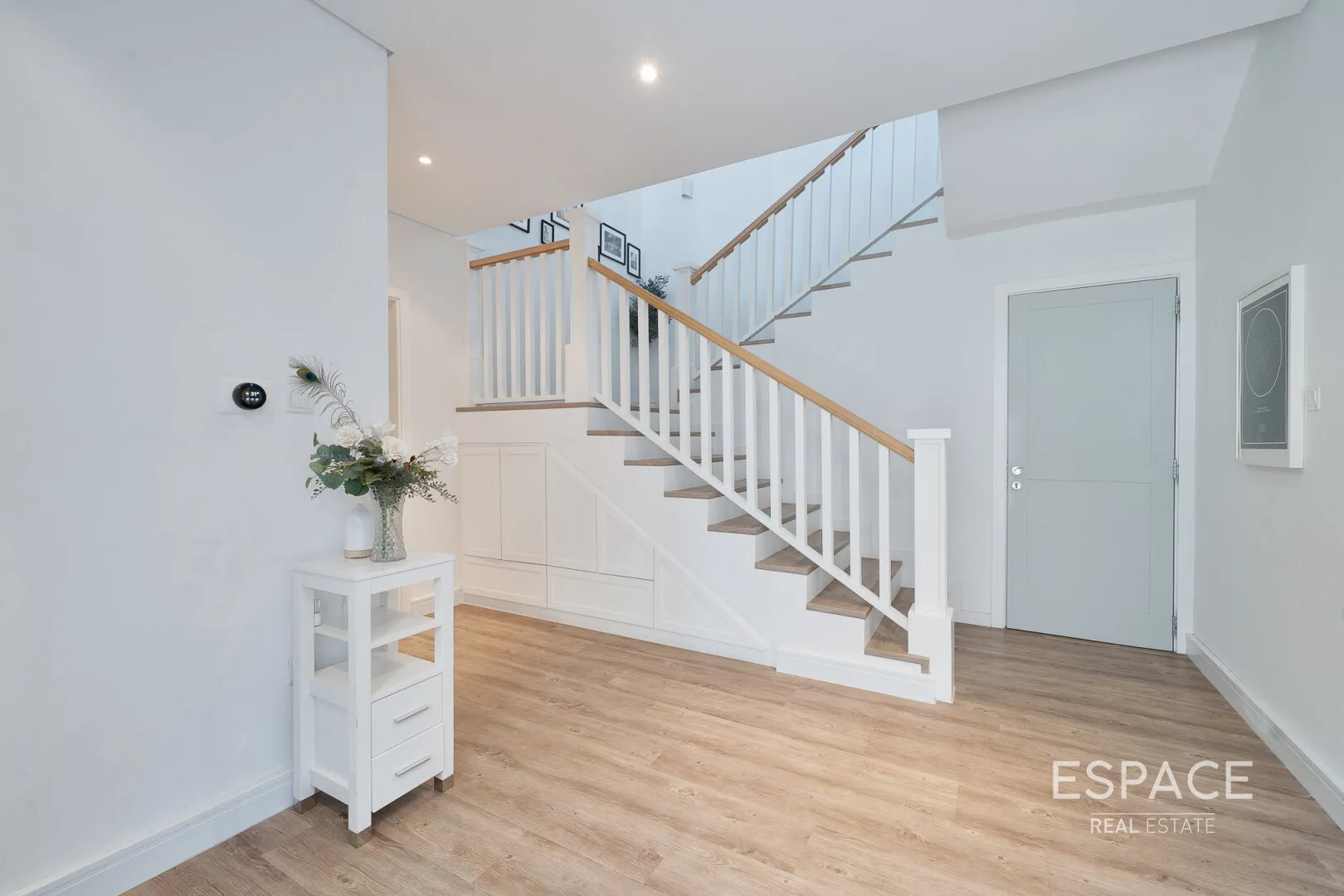 single static gallery