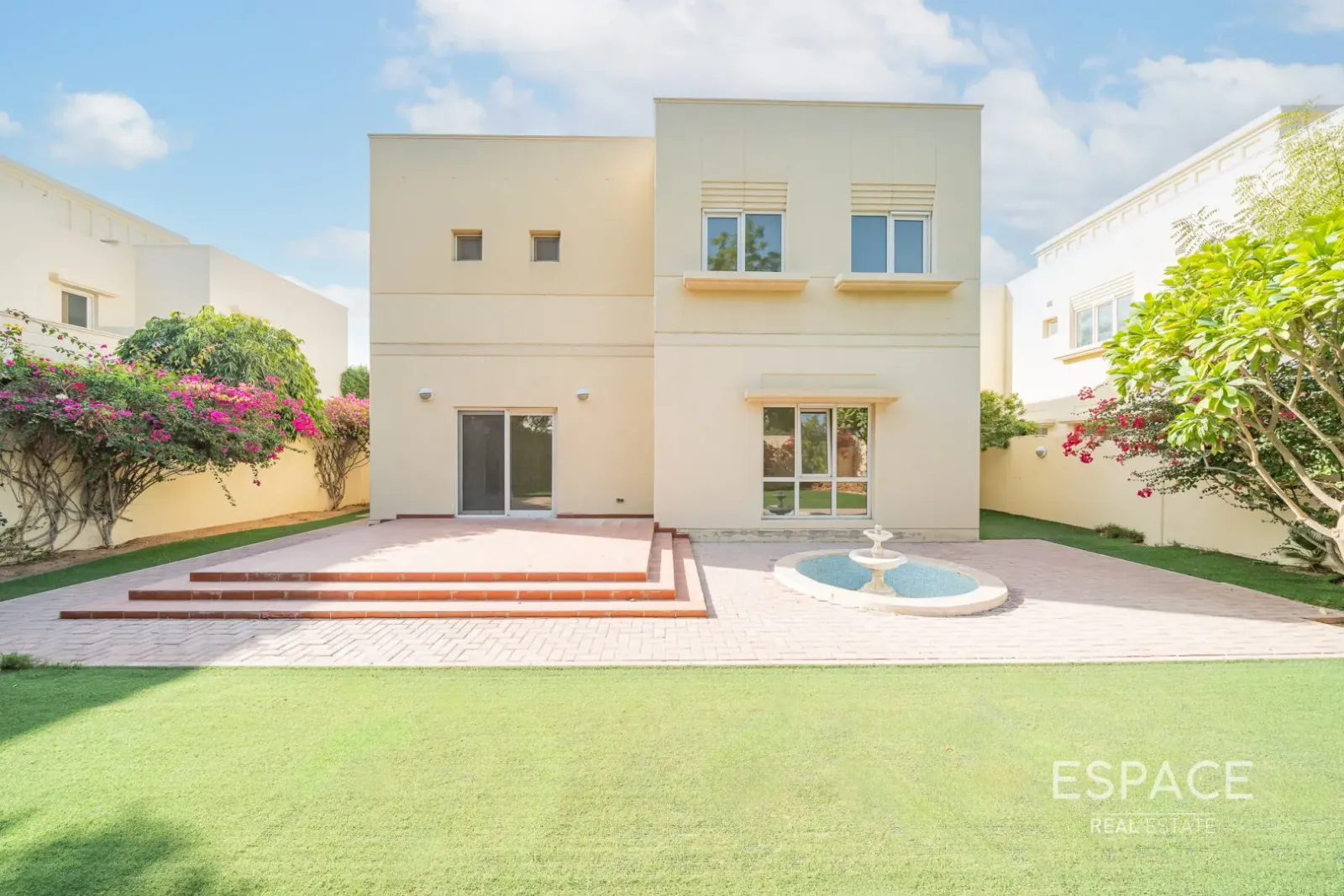 PropertiesGalleryCamera