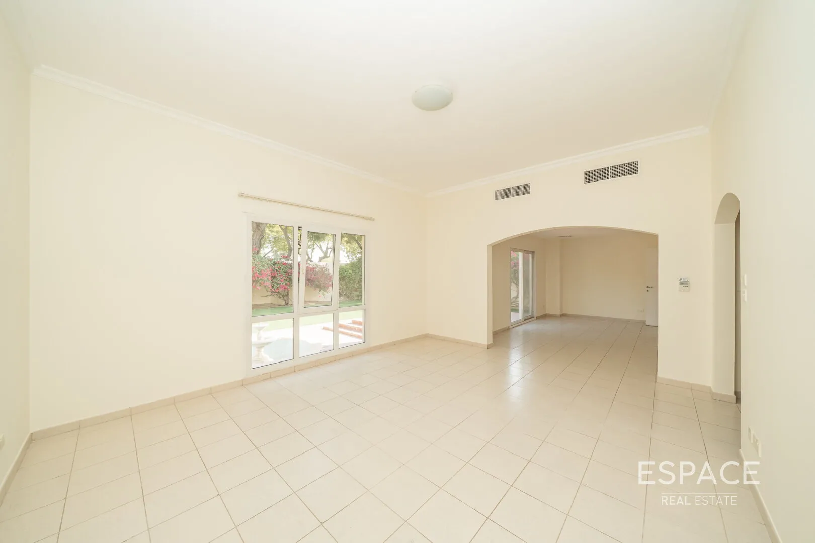 single static gallery