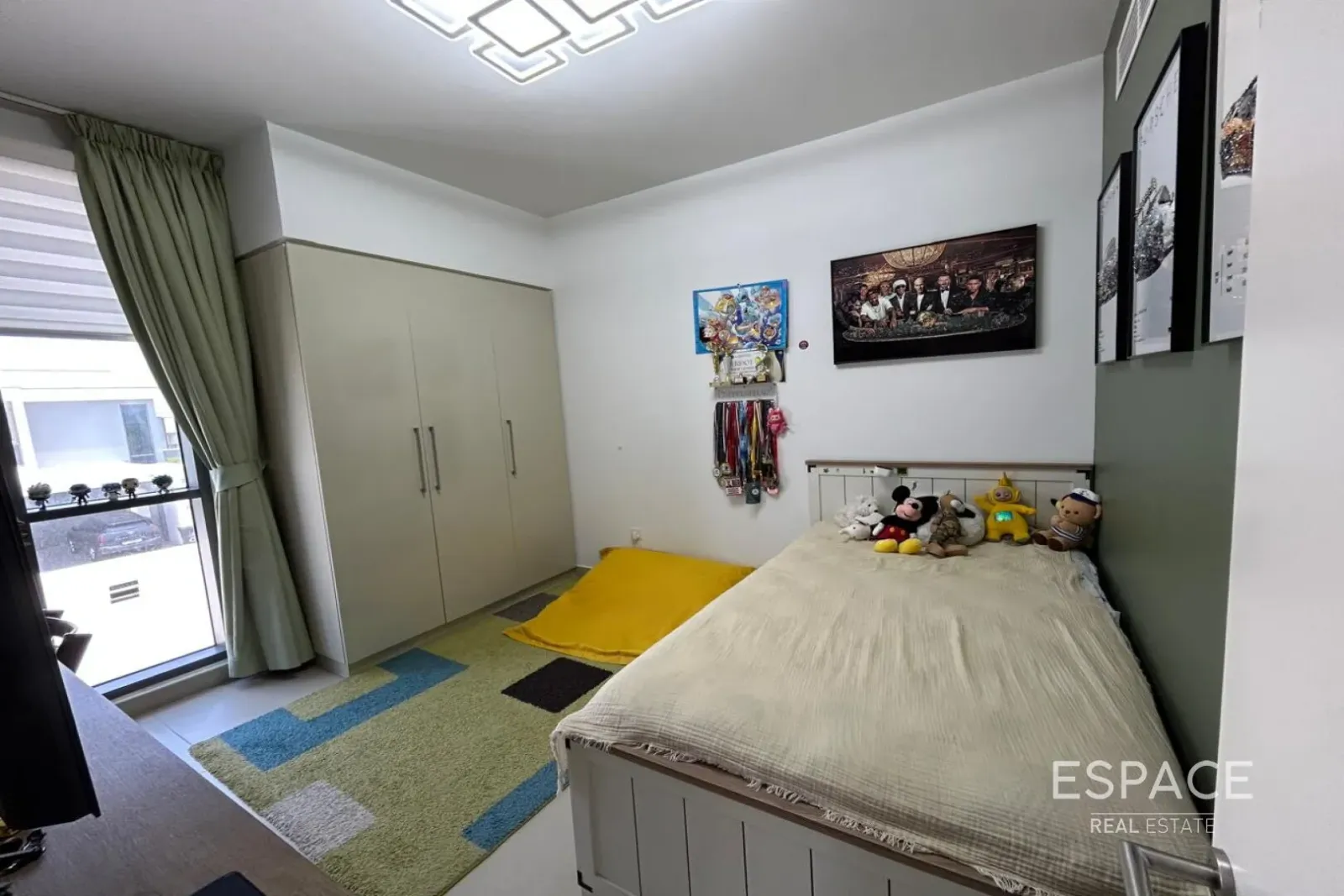PropertiesGalleryCamera
