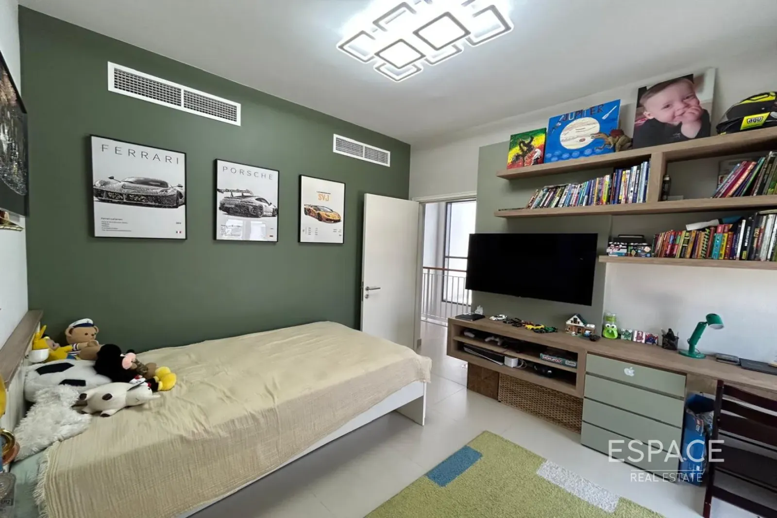 PropertiesGalleryCamera