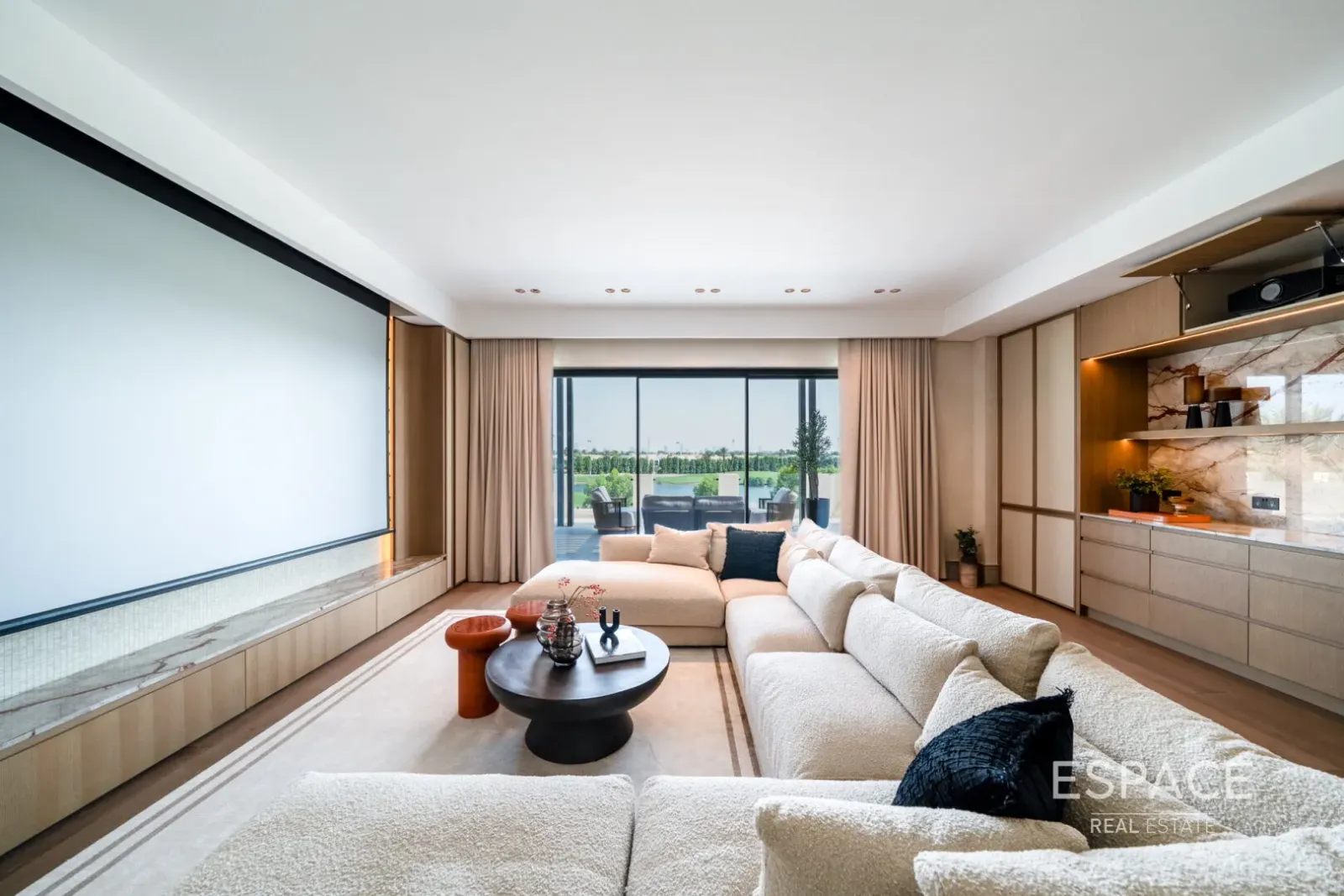 PropertiesGalleryCamera
