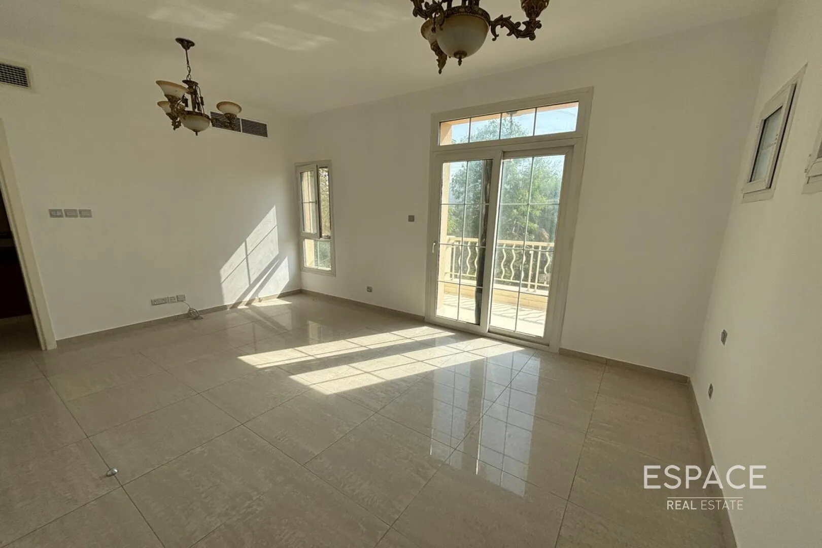 single static gallery