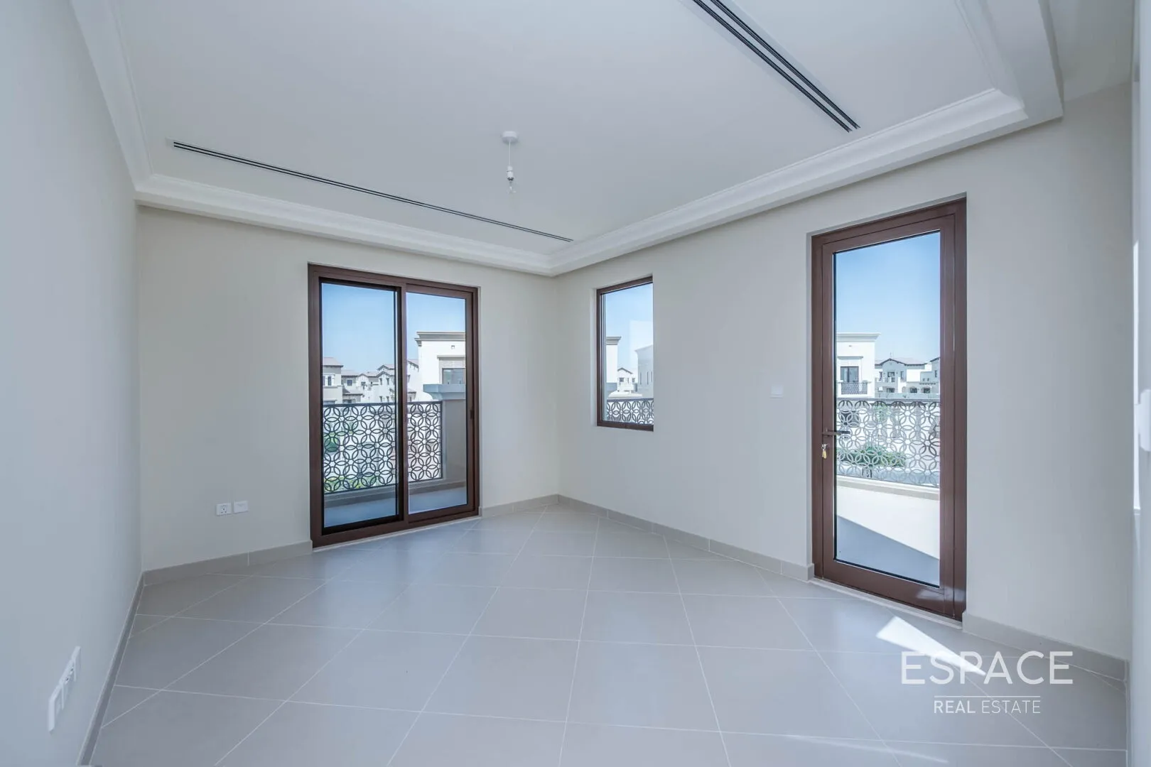 single static gallery