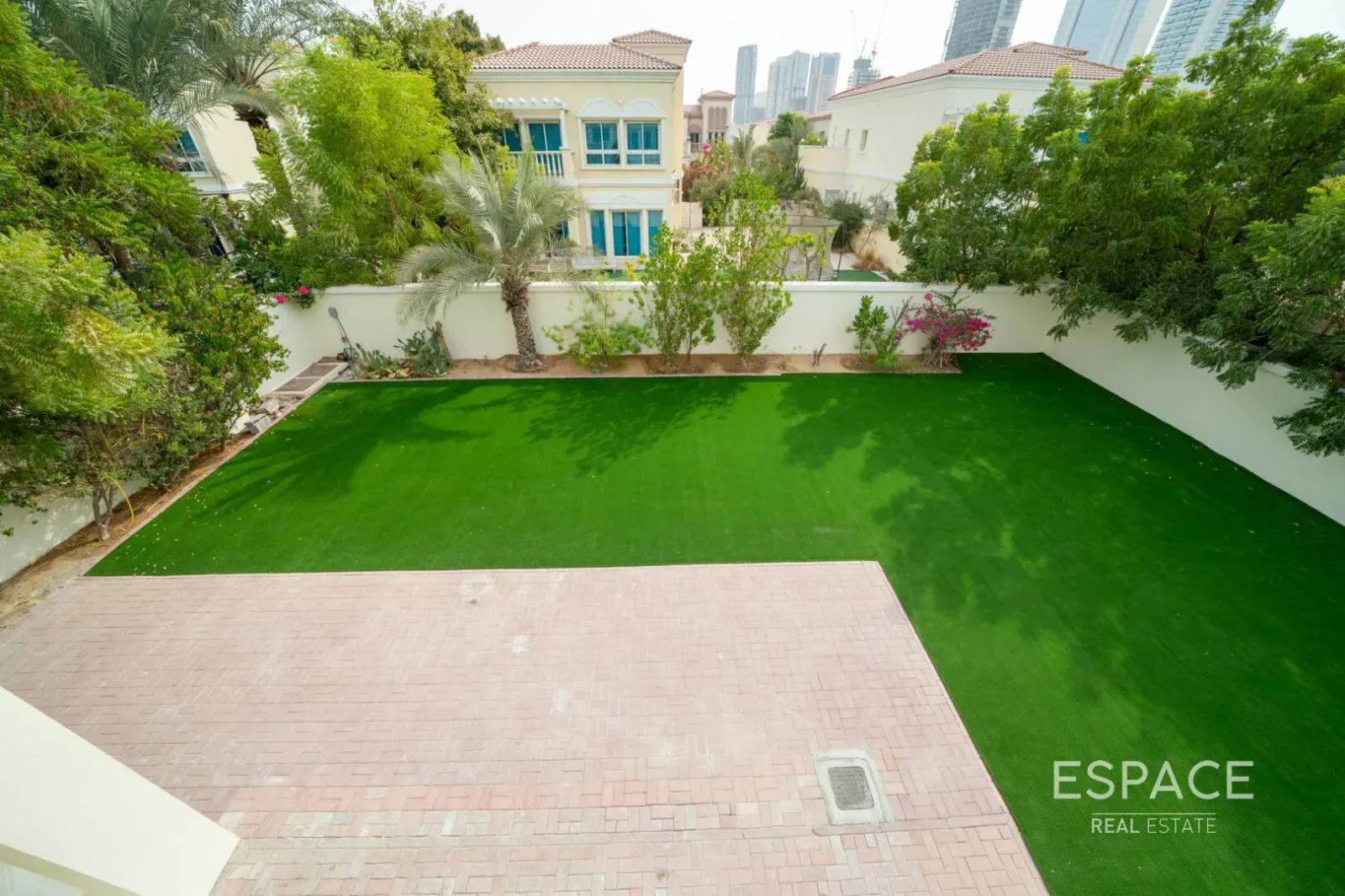 PropertiesGalleryCamera