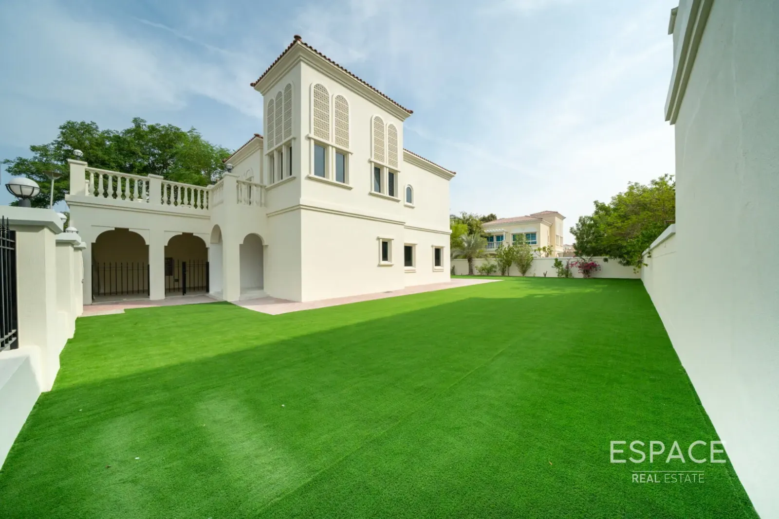 PropertiesGalleryCamera