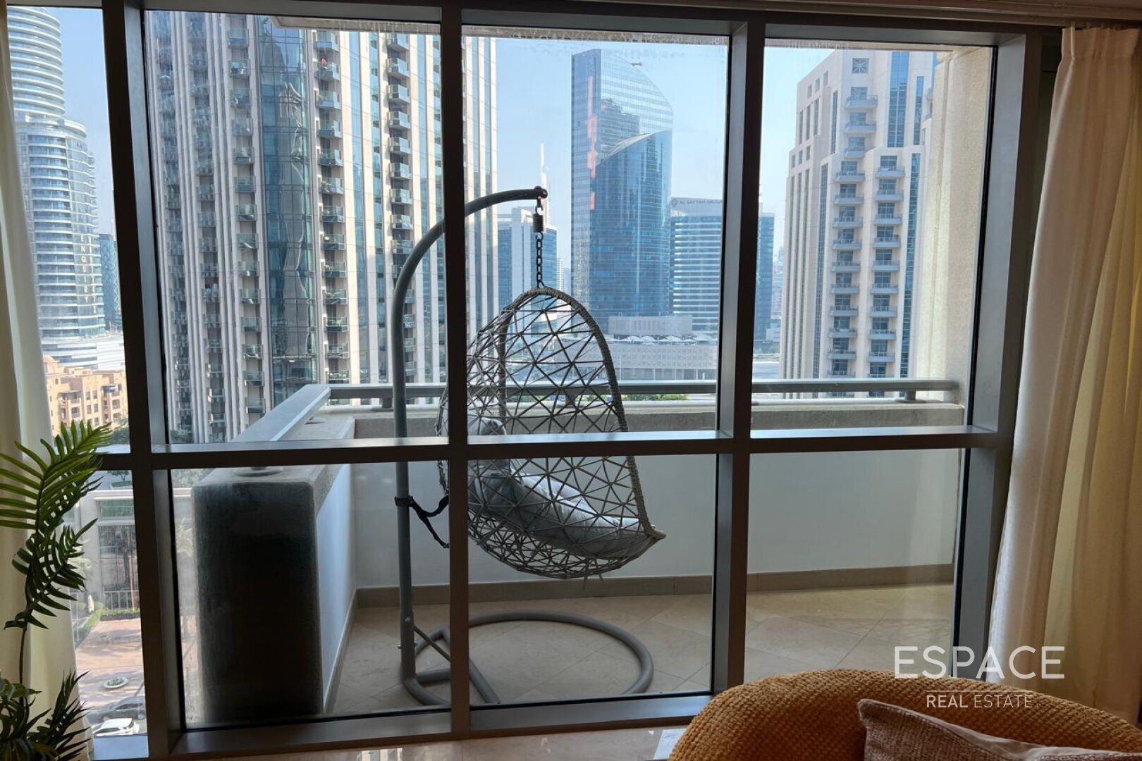 PropertiesGalleryCamera