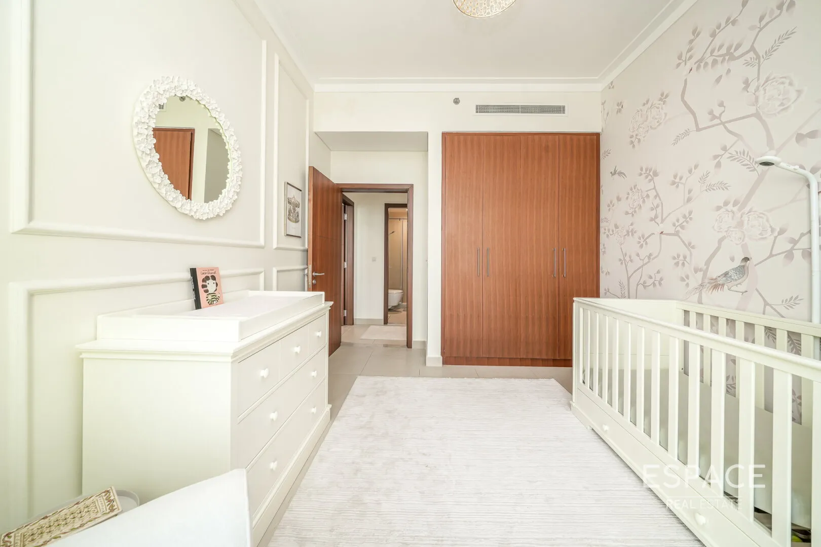 PropertiesGalleryCamera