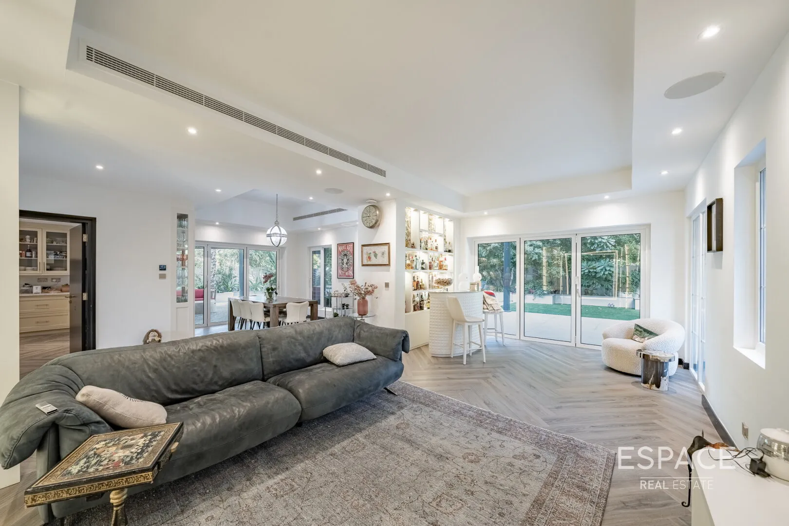 single static gallery