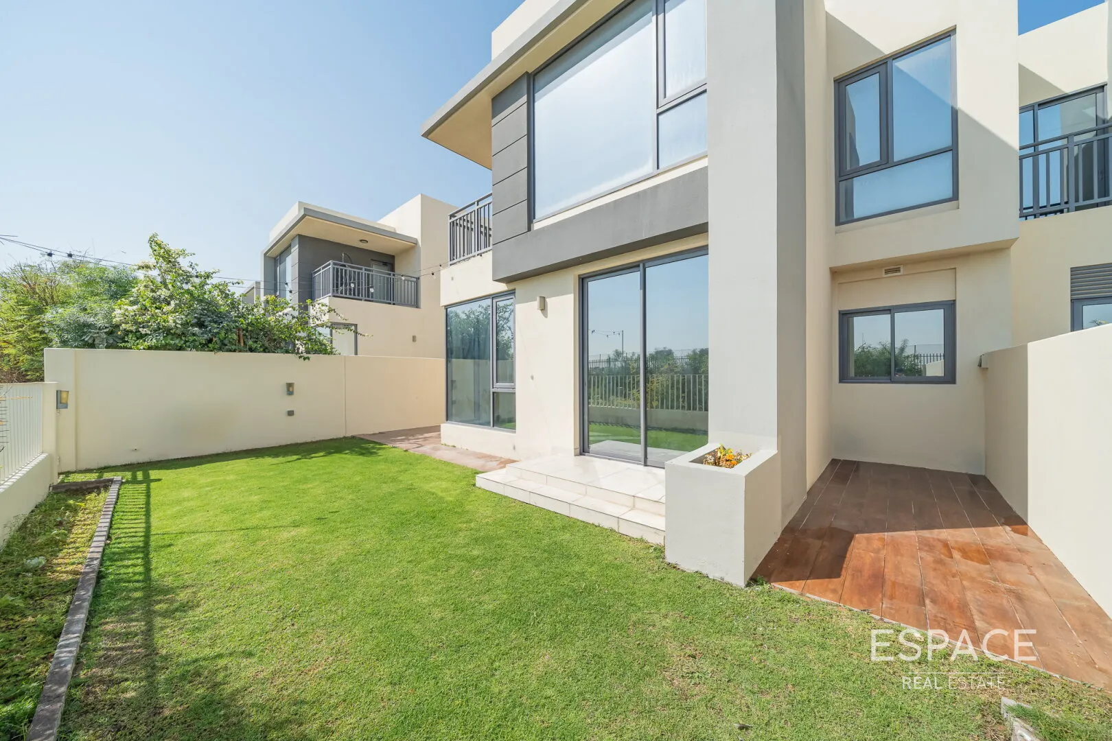 single static gallery