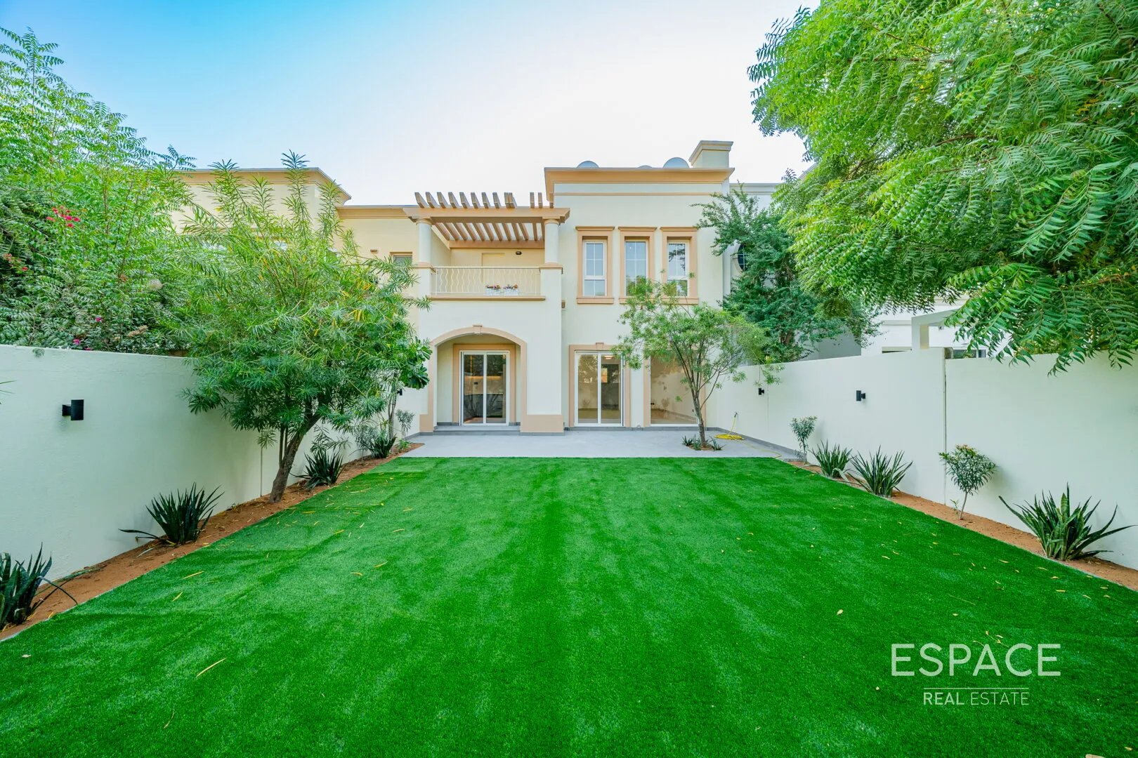 single static gallery