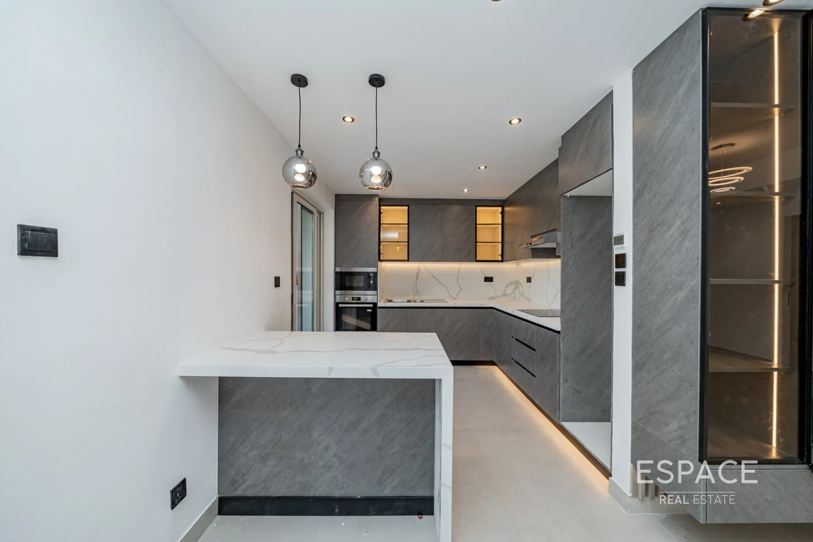 single static gallery