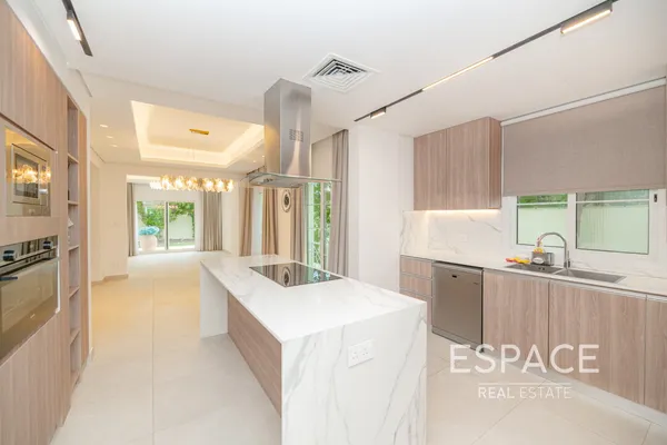Meadows 1, Meadows, Dubai - Espace