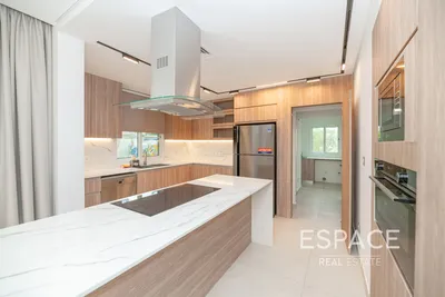 Meadows 1, Meadows, Dubai - Espace