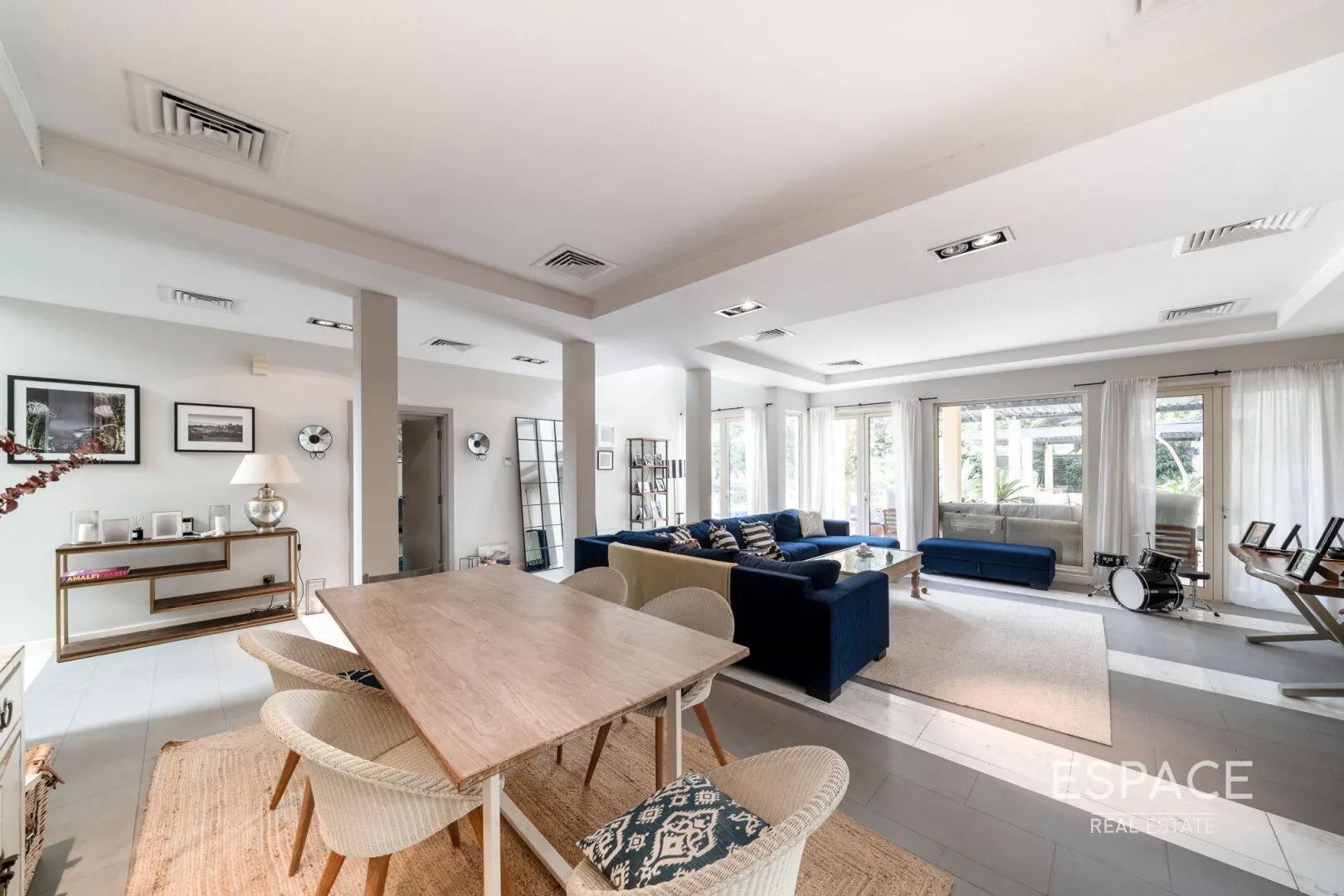 single static gallery