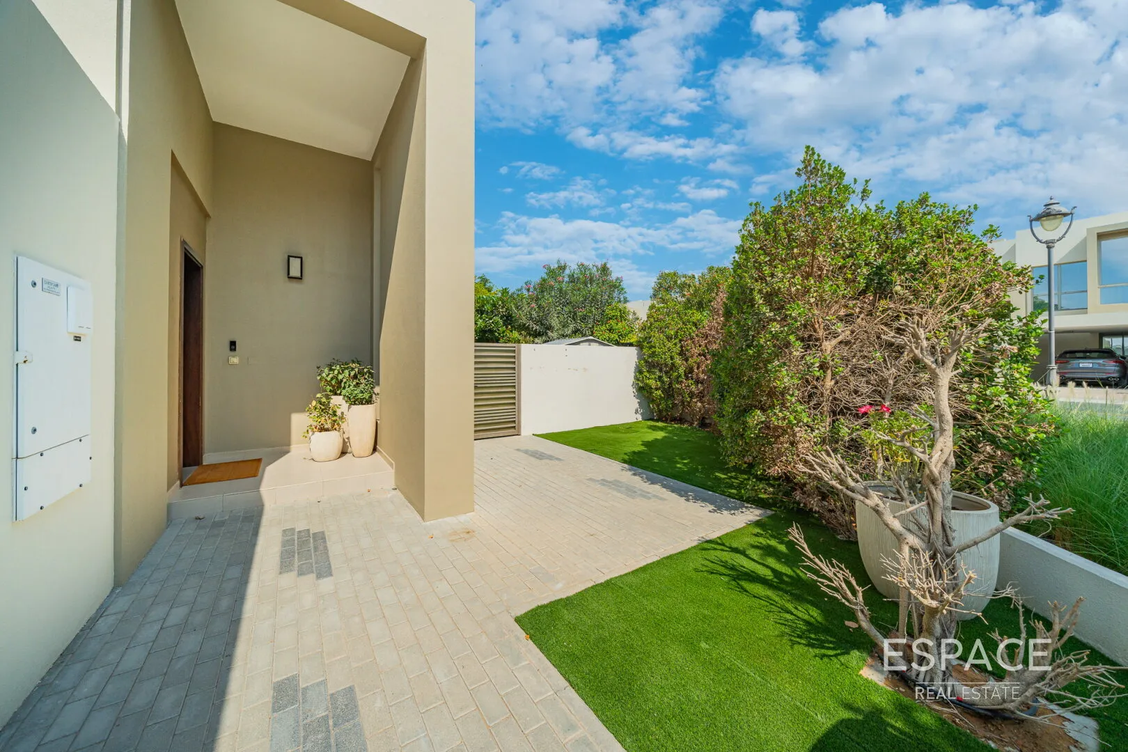 single static gallery