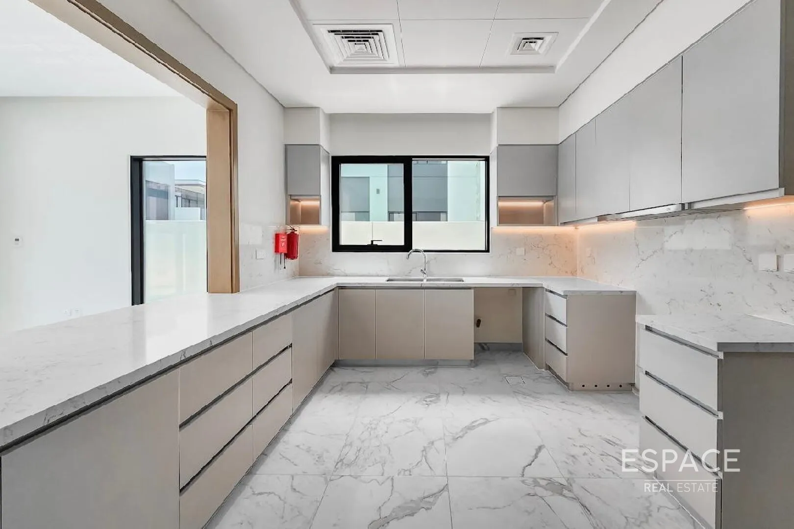 single static gallery