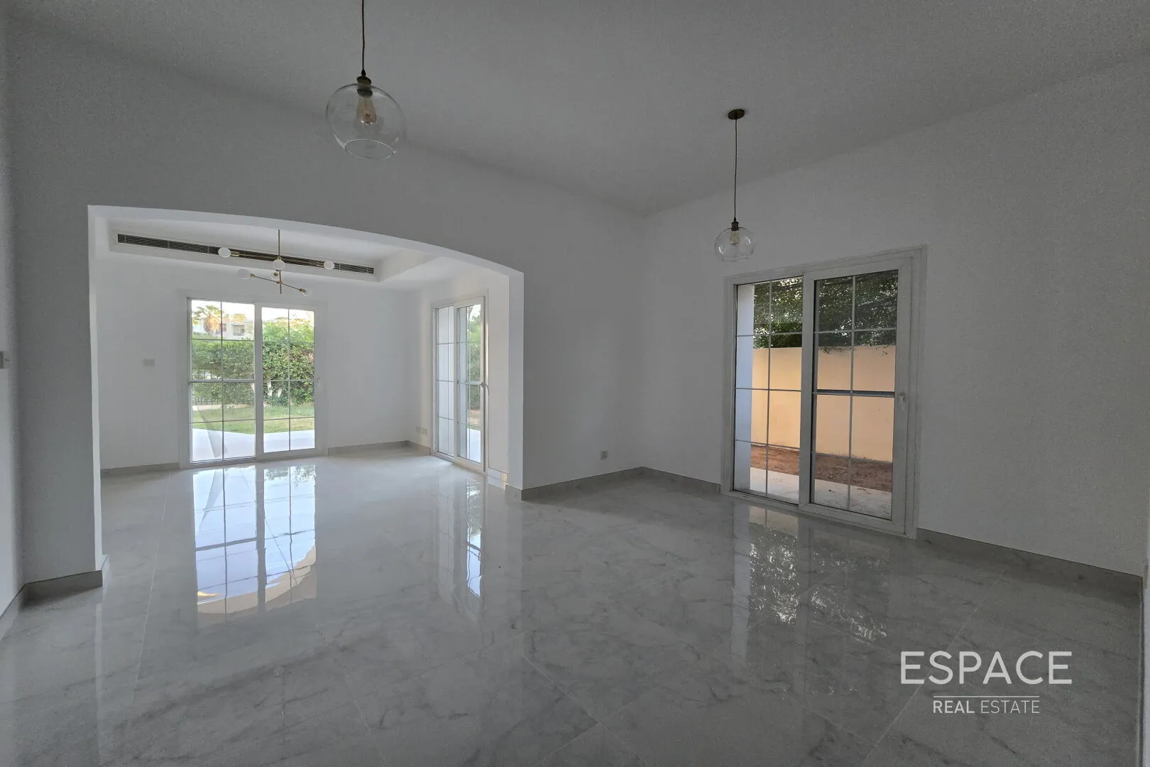 single static gallery