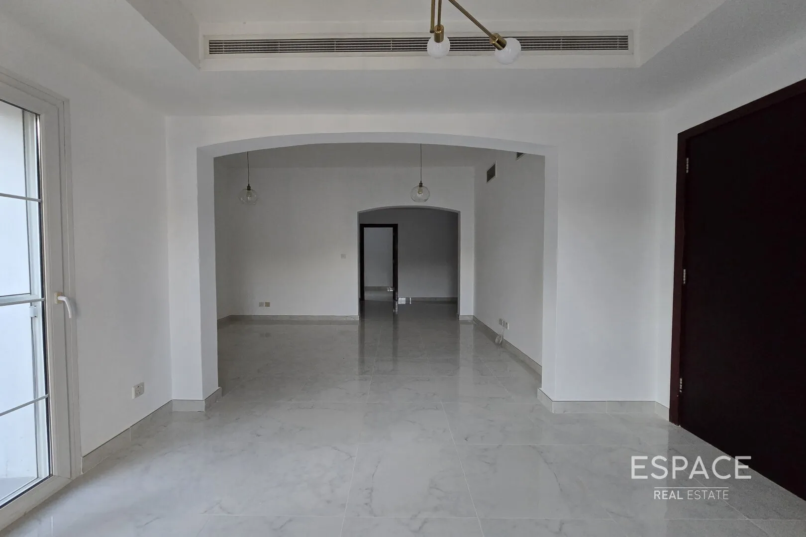 single static gallery