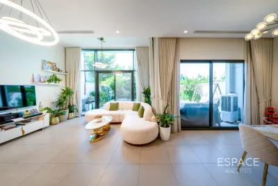Murooj Al Furjan - East, Al Furjan, Dubai - Espace