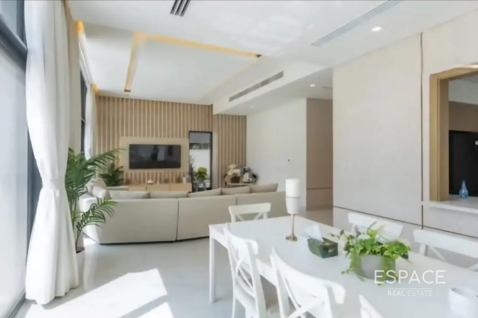 single static gallery