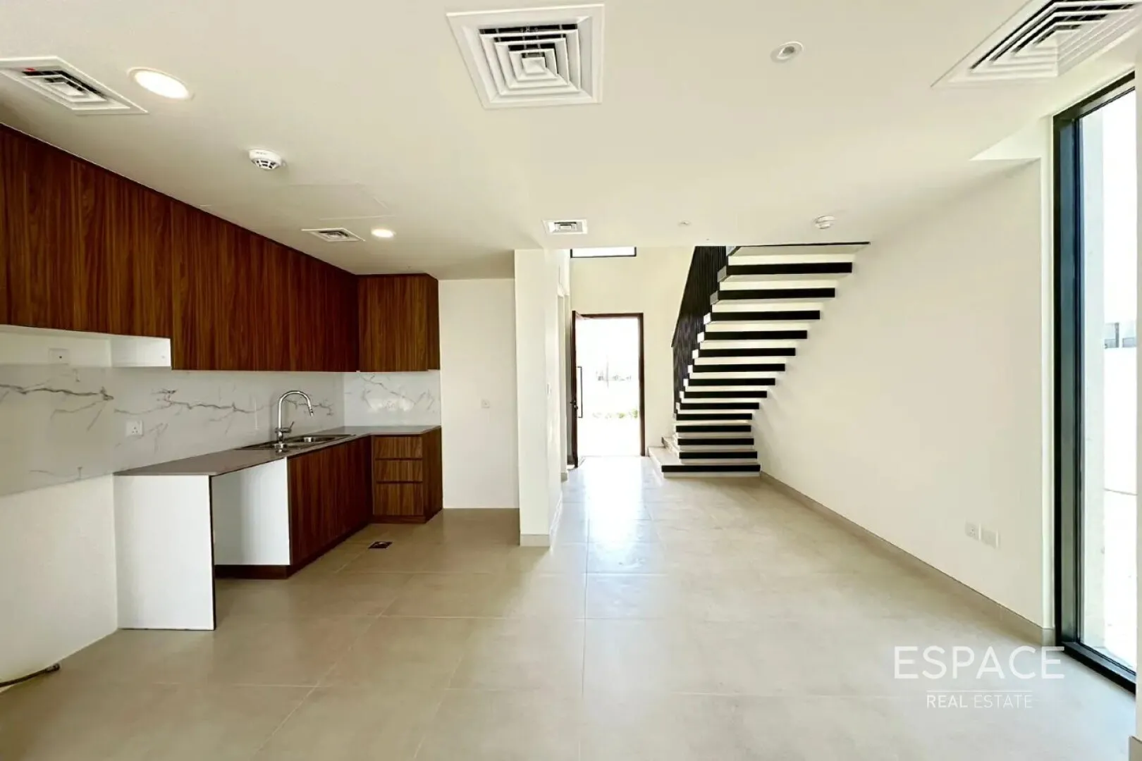 single static gallery