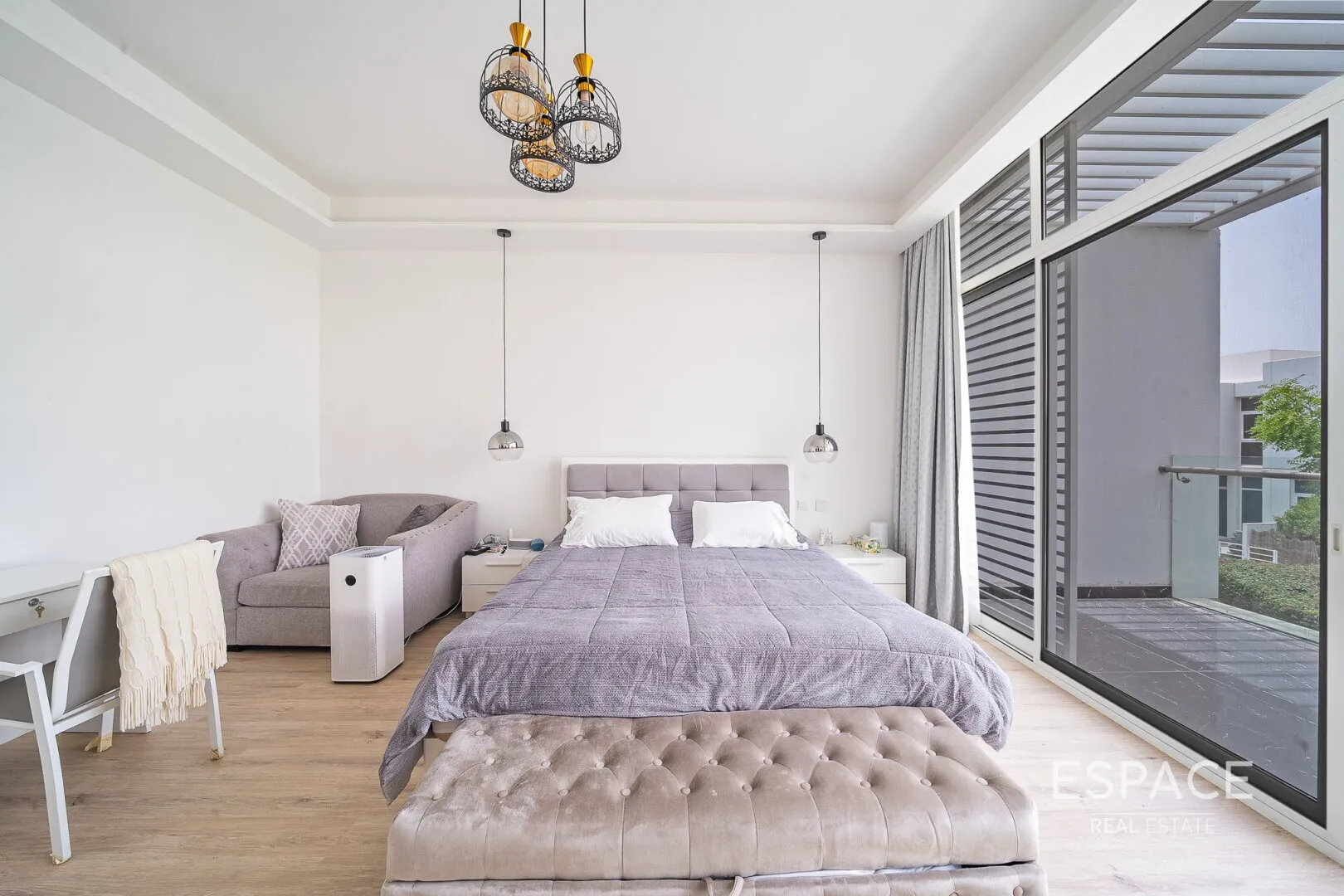 PropertiesGalleryCamera