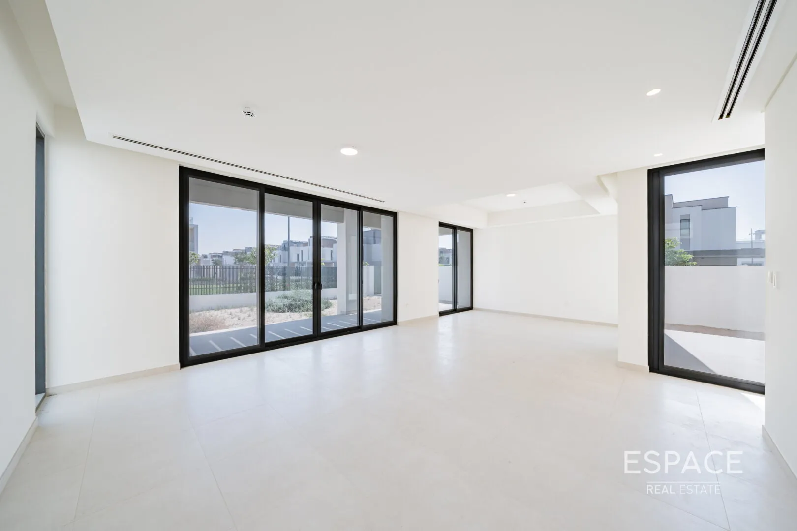 single static gallery